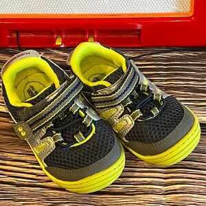 Stride rite Kids' Black and Yellow Shoes